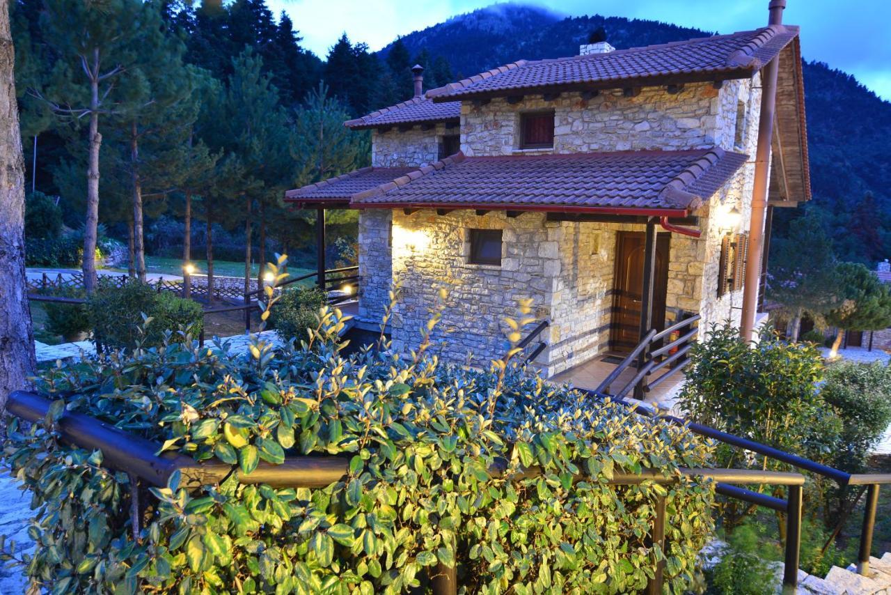 Georgio's V Chalet Kalavrita Exteriör bild