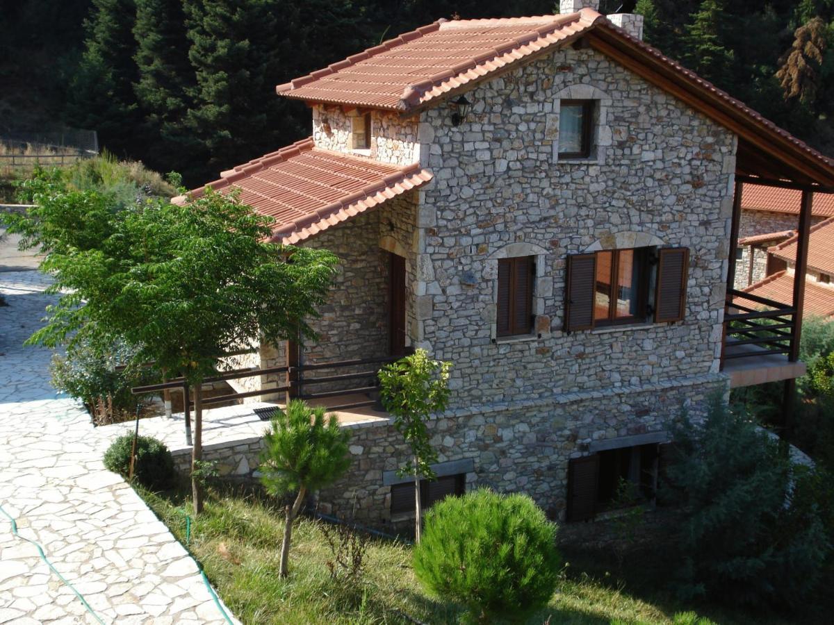 Georgio's V Chalet Kalavrita Exteriör bild