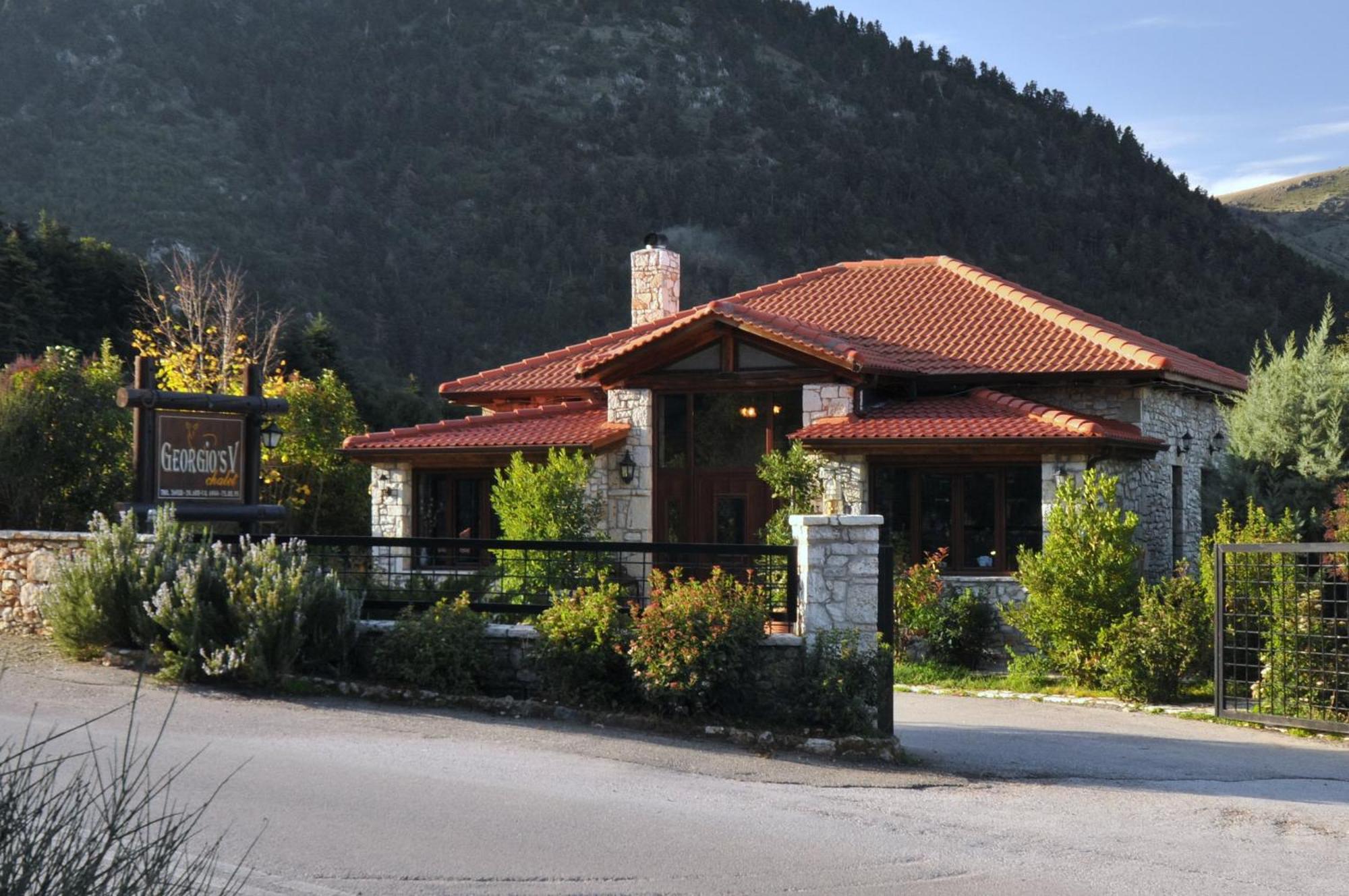 Georgio's V Chalet Kalavrita Exteriör bild