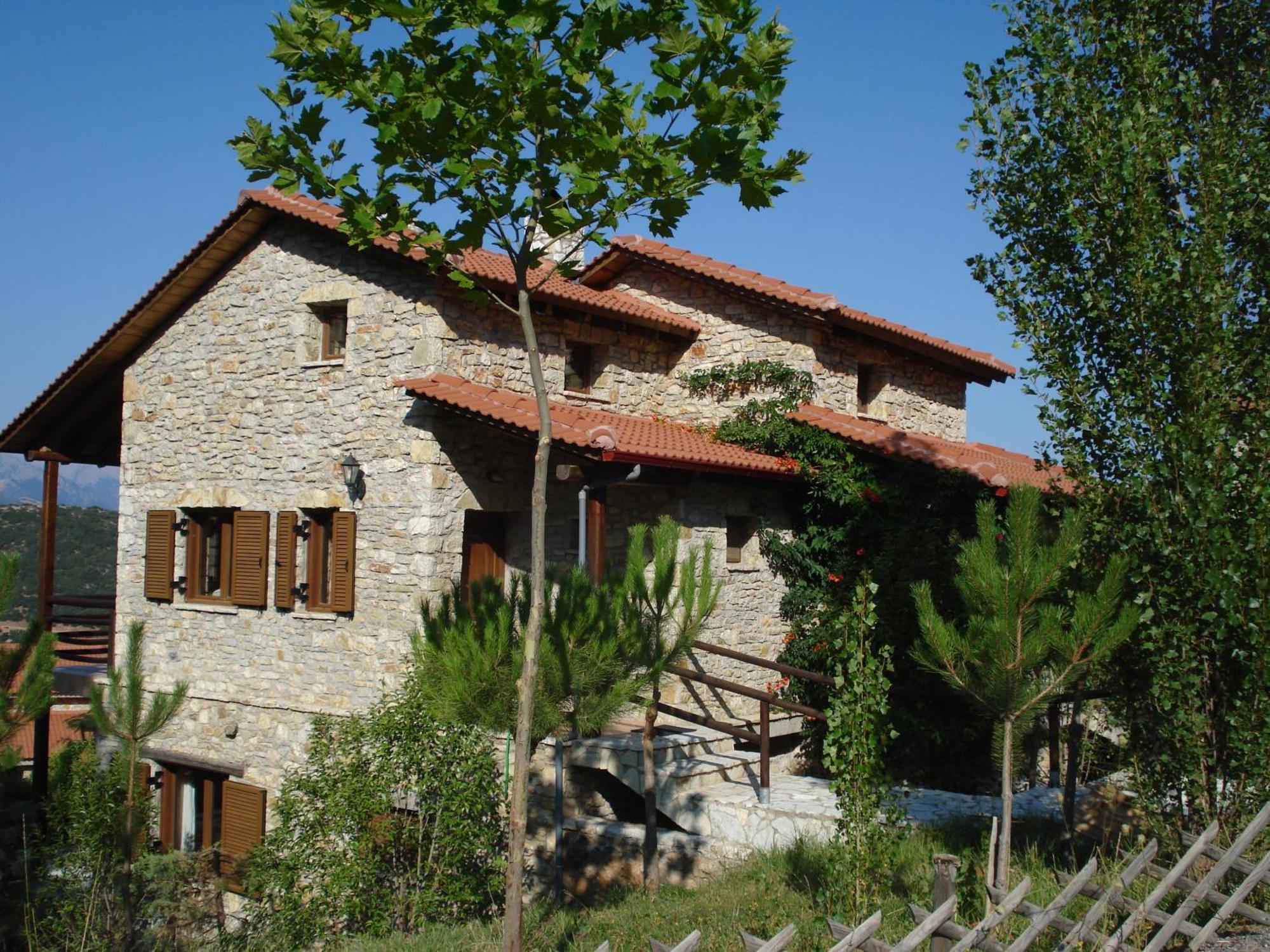 Georgio's V Chalet Kalavrita Exteriör bild